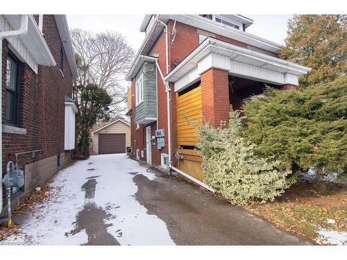 1-22 Prospect Street S, Hamilton, ON - Outdoor