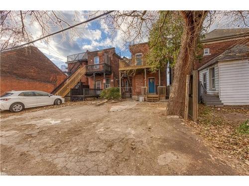 Upper-51 Wellington Street S, Hamilton, ON - Outdoor