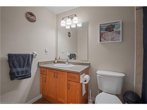 153 Donnenwerth Drive, Kitchener, ON - Indoor Photo Showing Bathroom