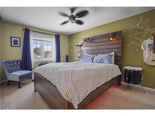 153 Donnenwerth Drive, Kitchener, ON - Indoor Photo Showing Bedroom
