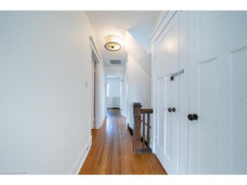 184 Weber Street E, Kitchener, ON - Indoor Photo Showing Other Room