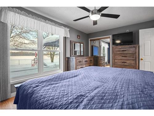 4021 Perth Line 56, Milverton, ON - Indoor Photo Showing Bedroom