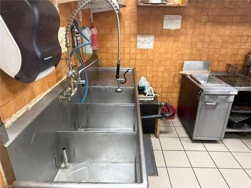 8-7 Anne Street S, Barrie, ON 