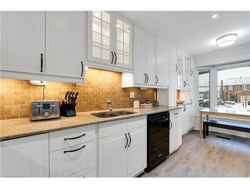 4208 Stonemason Crescent, Mississauga, ON - Indoor Photo Showing Kitchen With Double Sink