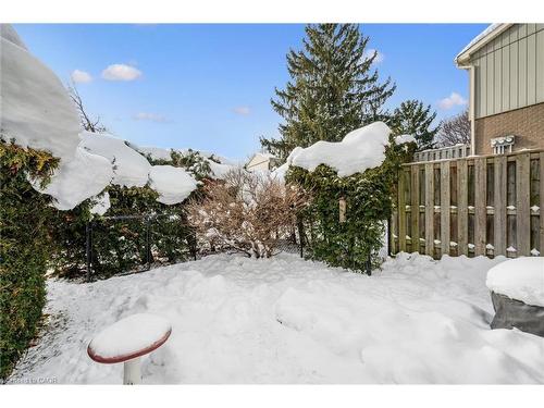 31-51 Paulander Drive, Kitchener, ON - Outdoor