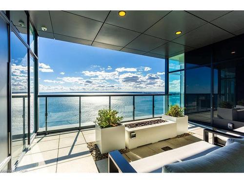 1207-370 Martha Street, Burlington, ON -  With Body Of Water With Balcony With Exterior