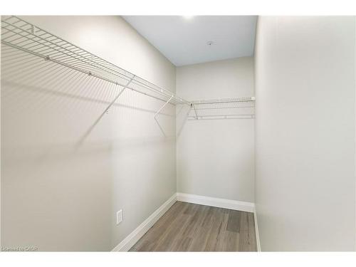 214-5 Wake Robin Drive, Kitchener, ON - Indoor With Storage