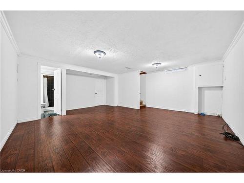 614 Elgin Street N, Cambridge, ON - Indoor Photo Showing Other Room