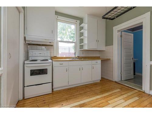 1-223 Homewood Avenue, Hamilton, ON - Indoor Photo Showing Kitchen With Double Sink