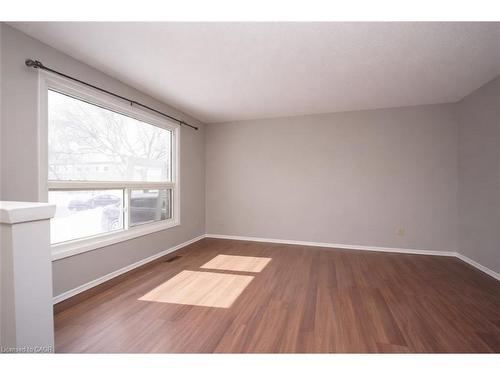 A-30 Amos Avenue, Waterloo, ON - Indoor Photo Showing Other Room
