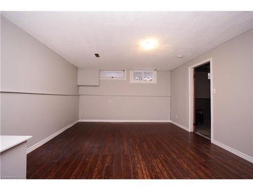 A-30 Amos Avenue, Waterloo, ON - Indoor Photo Showing Other Room