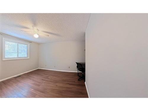 A-30 Amos Avenue, Waterloo, ON - Indoor Photo Showing Other Room