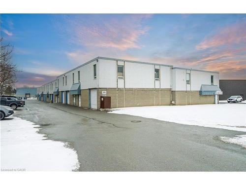 8 Upper-1033 Pattullo Avenue, Woodstock, ON 