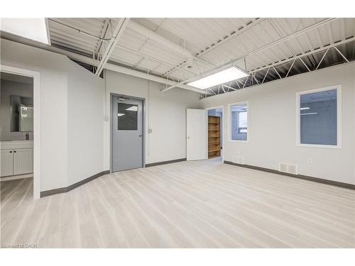 8 Upper-1033 Pattullo Avenue, Woodstock, ON 