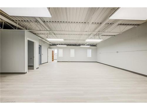 8 Upper-1033 Pattullo Avenue, Woodstock, ON 