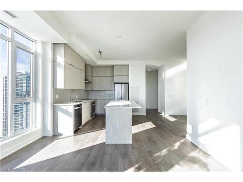 2408-55 Duke Street W, Kitchener, ON - Indoor