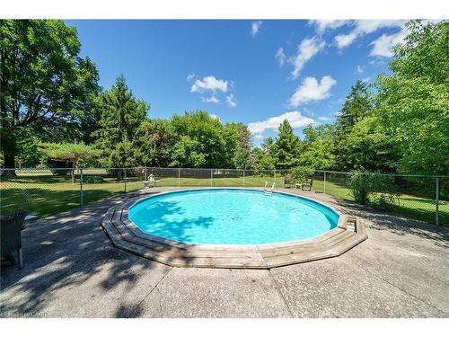 226 Carluke Road E, Ancaster, ON - Outdoor With Backyard