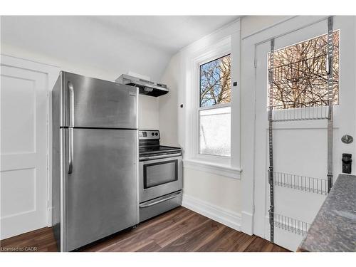 D (Upper)-98 Church Street, Kitchener, ON - Indoor