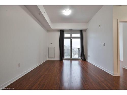 417-5020 Corporate Drive, Burlington, ON - Indoor Photo Showing Other Room