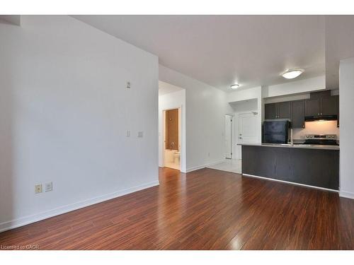 417-5020 Corporate Drive, Burlington, ON - Indoor Photo Showing Kitchen