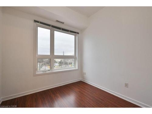 417-5020 Corporate Drive, Burlington, ON - Indoor Photo Showing Other Room