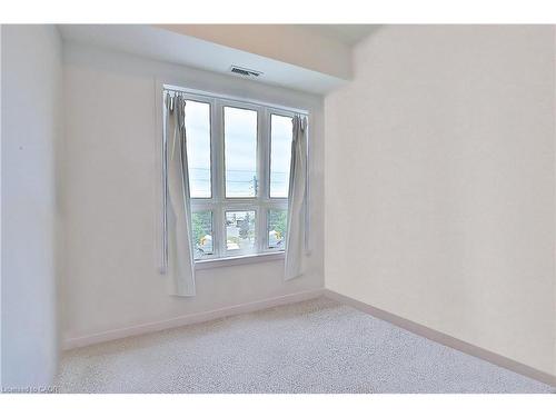 417-5020 Corporate Drive, Burlington, ON - Indoor Photo Showing Other Room