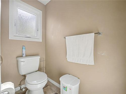 635 Rexford Drive, Hamilton, ON - Indoor Photo Showing Bathroom