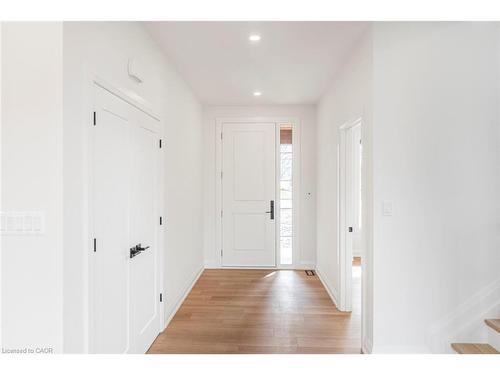 4364 Victoria Avenue, Vineland, ON - Indoor Photo Showing Other Room