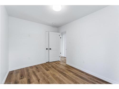 387 Weir Street N, Hamilton, ON - Indoor Photo Showing Other Room