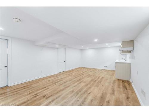 387 Weir Street N, Hamilton, ON - Indoor