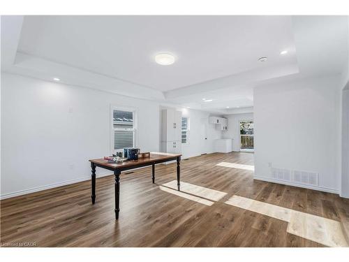 387 Weir Street N, Hamilton, ON - Indoor Photo Showing Other Room