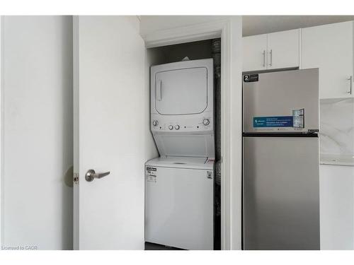 1-43 Norwich Road, Stoney Creek, ON - Indoor Photo Showing Laundry Room