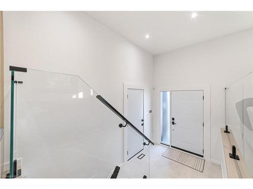 146 Kenora Avenue, Hamilton, ON - Indoor Photo Showing Other Room