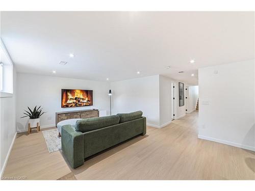 146 Kenora Avenue, Hamilton, ON - Indoor