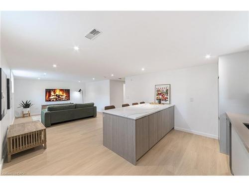 146 Kenora Avenue, Hamilton, ON - Indoor