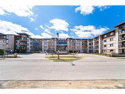 418-128 Garden Drive  Oakville, ON L6K 0H7