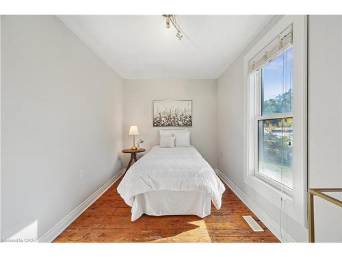 2055 Embleton Road, Brampton, ON - Indoor Photo Showing Bedroom