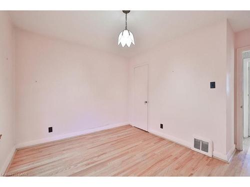 72 Oriole Avenue, Mississauga, ON - Indoor Photo Showing Other Room