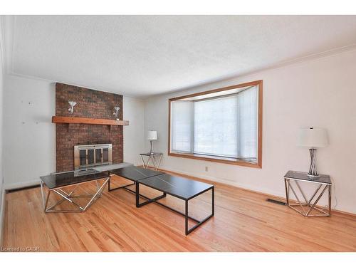 72 Oriole Avenue, Mississauga, ON - Indoor Photo Showing Living Room With Fireplace