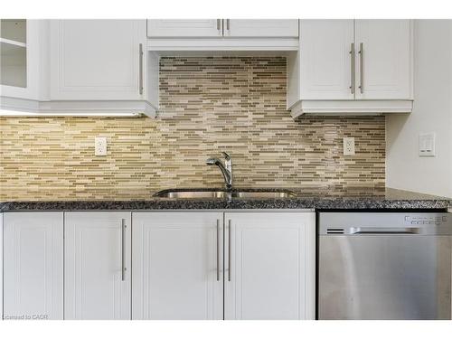 68 Dodman Crescent, Ancaster, ON - Indoor Photo Showing Kitchen With Double Sink With Upgraded Kitchen