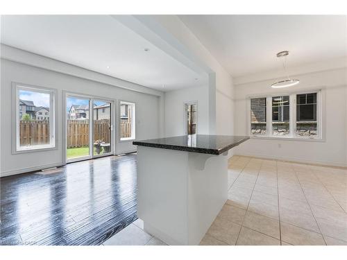 68 Dodman Crescent, Ancaster, ON - Indoor