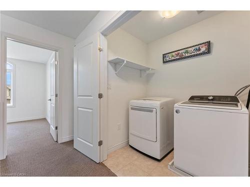 68 Dodman Crescent, Ancaster, ON - Indoor Photo Showing Laundry Room