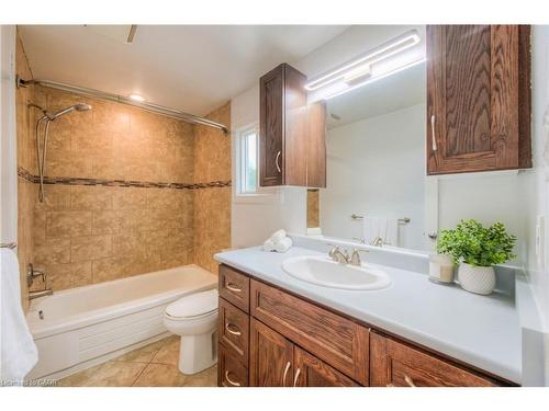 243 Highview Drive, Kitchener, ON - Indoor Photo Showing Bathroom