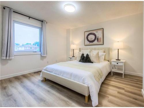 243 Highview Drive, Kitchener, ON - Indoor Photo Showing Bedroom