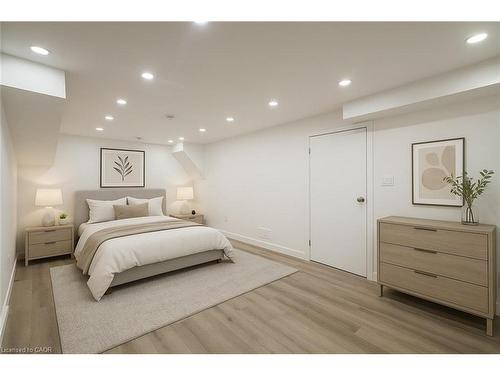 243 Highview Drive, Kitchener, ON - Indoor Photo Showing Bedroom