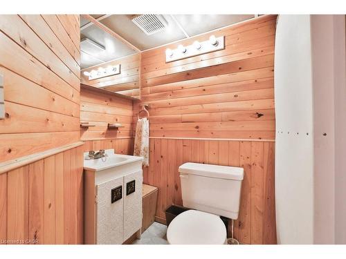 68 Oriole Avenue, Mississauga, ON - Indoor Photo Showing Bathroom