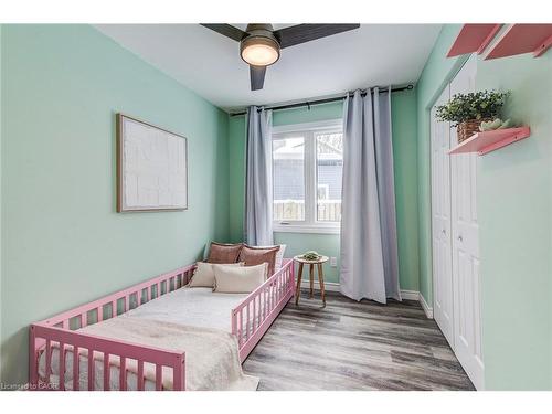 9 Browning Place, Woodstock, ON - Indoor Photo Showing Bedroom
