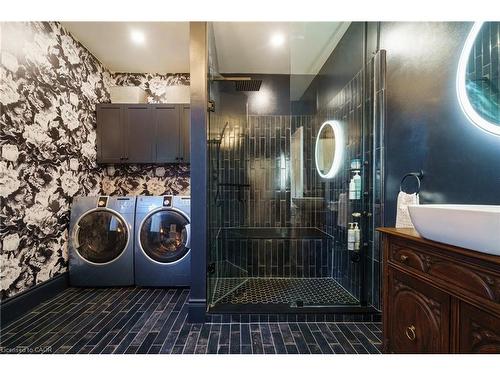 202 Prospect Street S, Hamilton, ON - Indoor