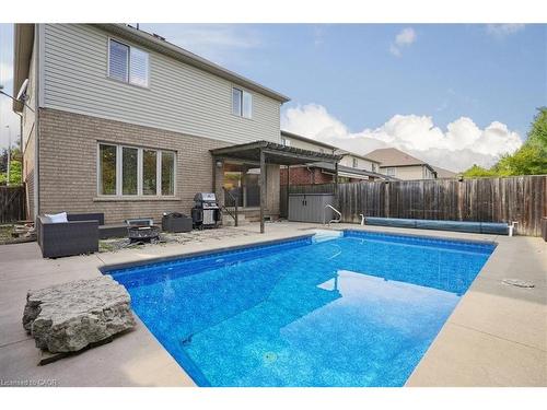 95 Hemlock Way, Grimsby, ON - Outdoor With In Ground Pool With Deck Patio Veranda