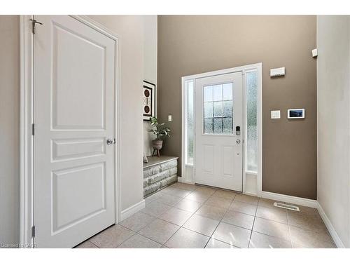 95 Hemlock Way, Grimsby, ON - Indoor Photo Showing Other Room